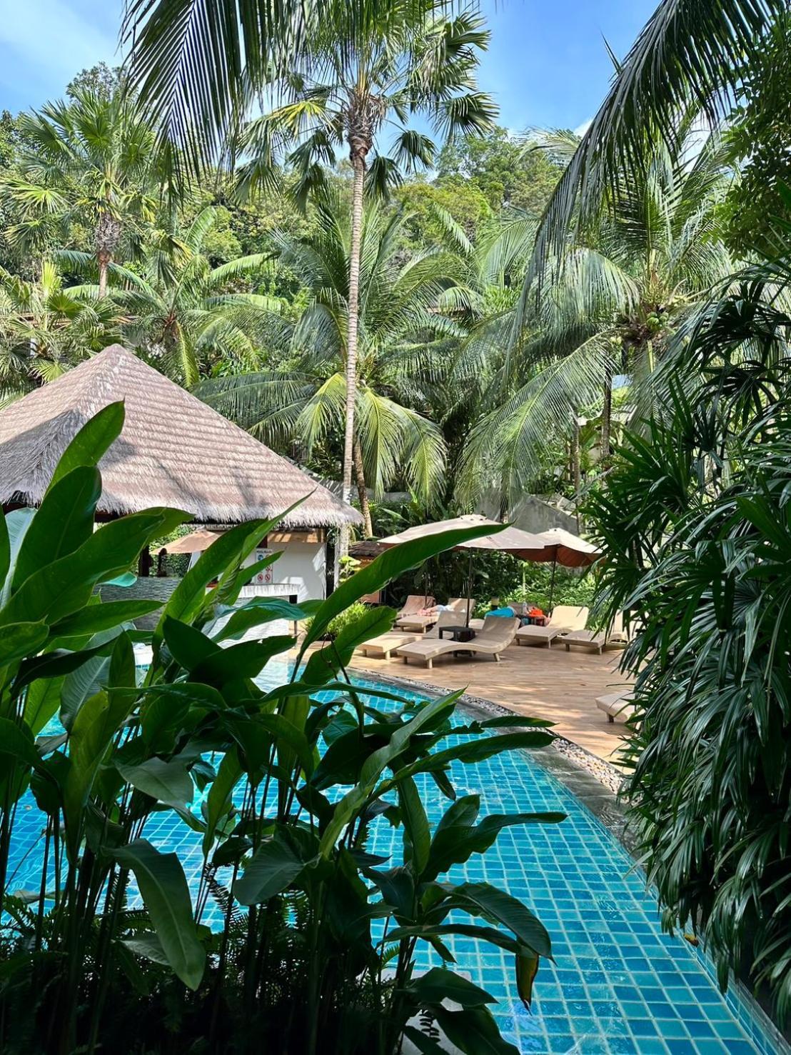 Hula Hula Resort, Ao Nang 4* Krabi town